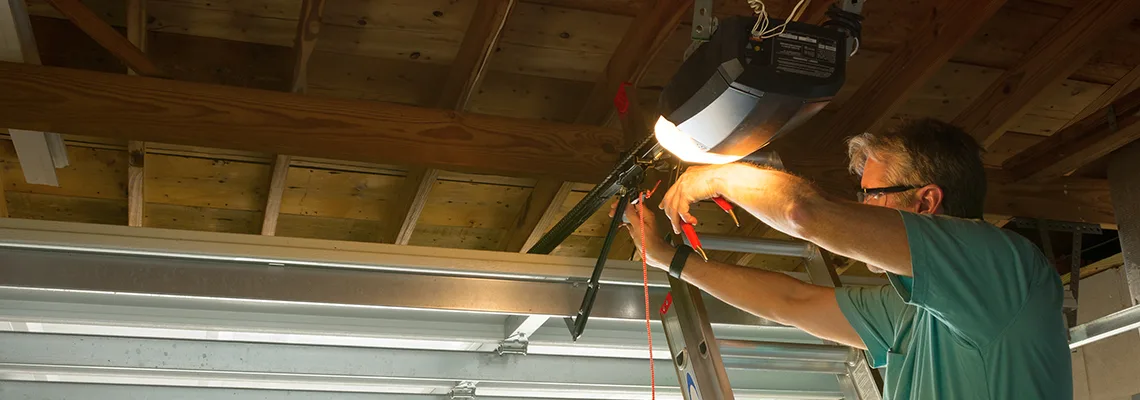 Garage Door Panel Troubleshooting in Margate, Florida